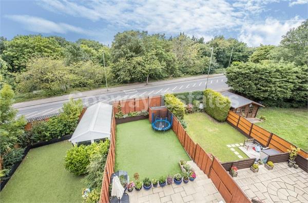 Grants Close, Mill Hill